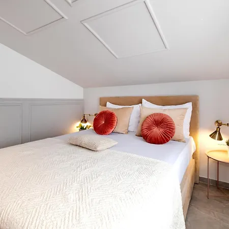 Apartment Danica Luxury Seaside Sibenik
