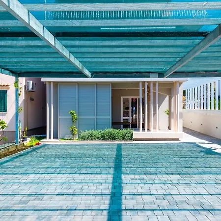 Danica Luxury Seaside *