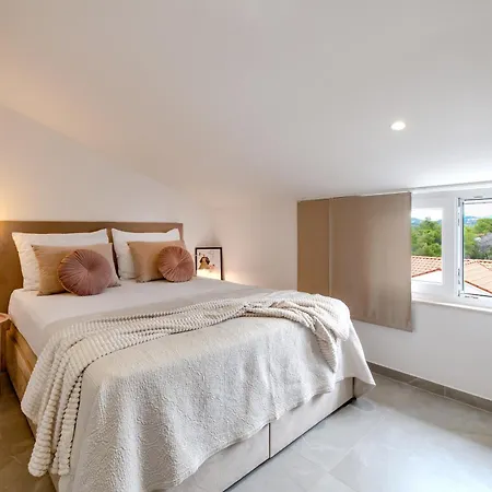 Danica Luxury Seaside *