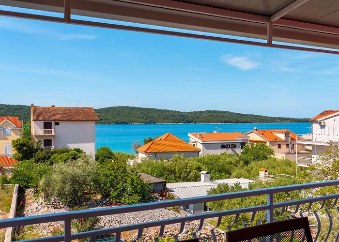 דירה Danica Luxury Seaside שיבניק