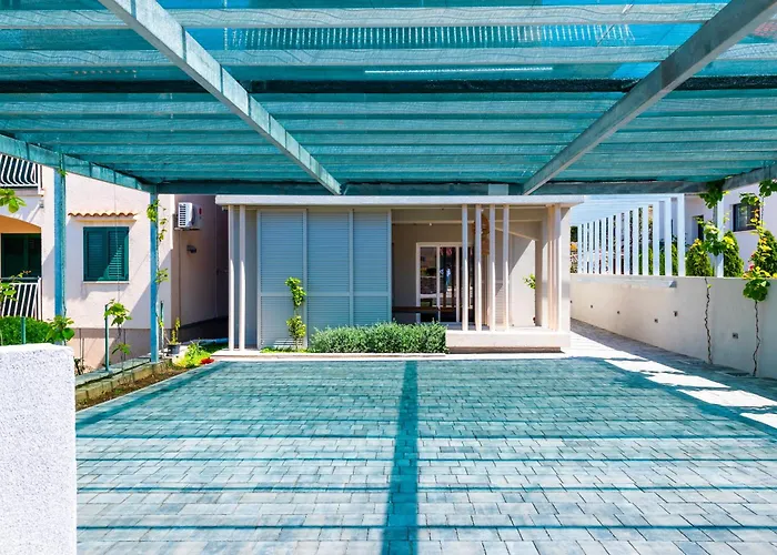 Danica Luxury Seaside *