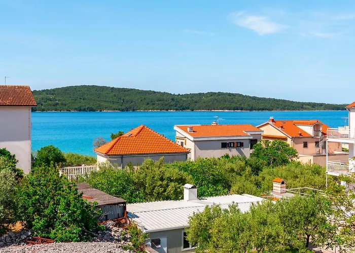 Danica Luxury Seaside שיבניק